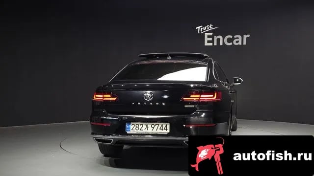 Volkswagen Arteon Atheon 2018 года - вид 4