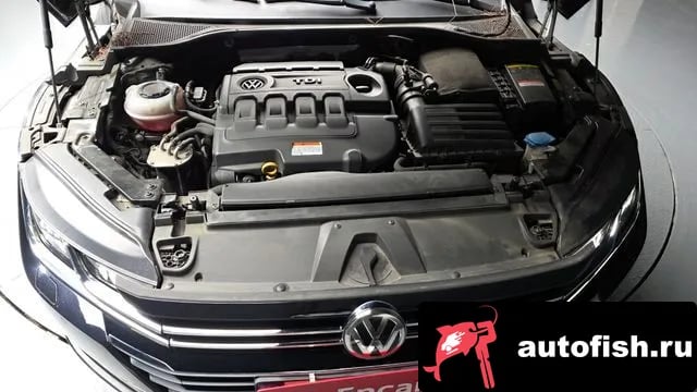 Volkswagen Arteon Atheon 2018 года - вид 6