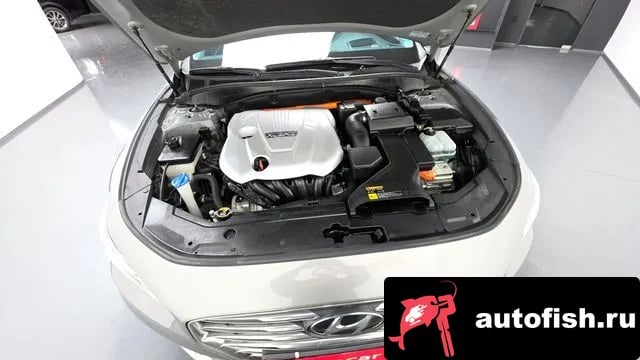 Hyundai Grandeur Granger IG Hybrid 2018 года - вид 6