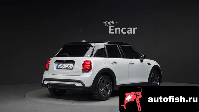Mini Cooper Cooper 2023 года - вид 2