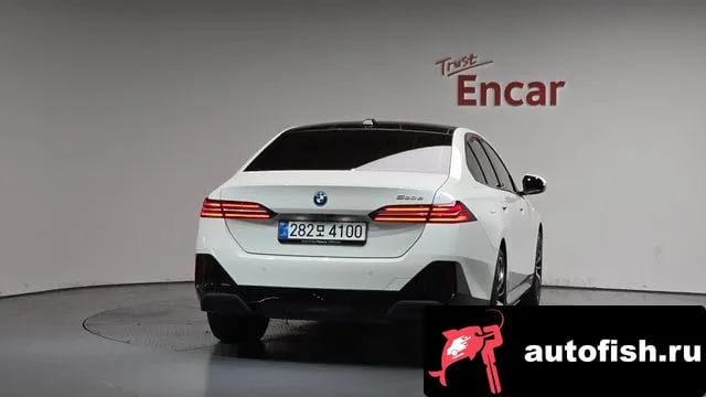 BMW 5-Series 5 Series (G60) 2025 года - вид 3