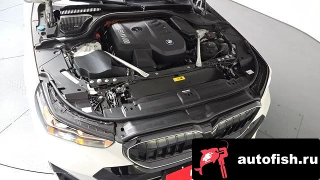BMW 5-Series 5 Series (G60) 2025 года - вид 5