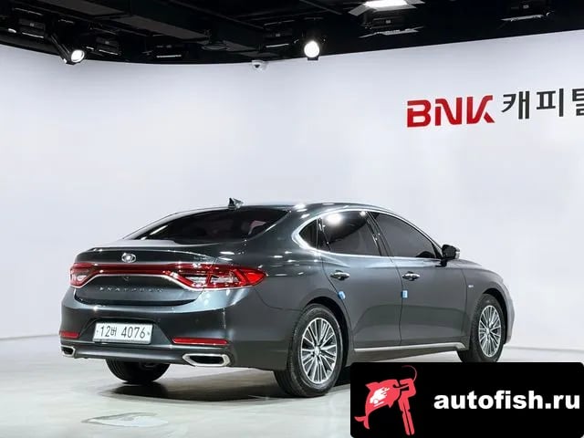 Hyundai Grandeur Granger IG Hybrid 2019 года - вид 2