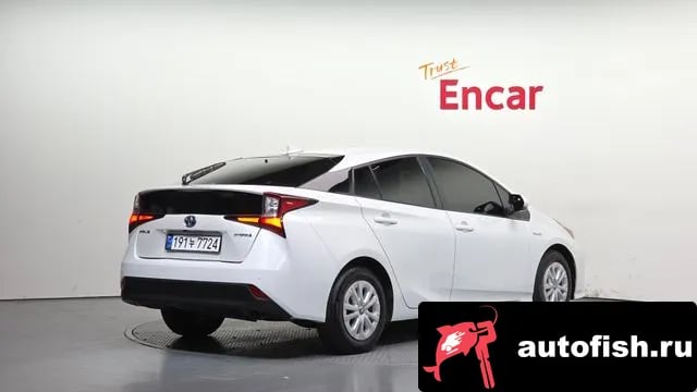 Toyota Prius Prius 4th Generation 2022 года - вид 2