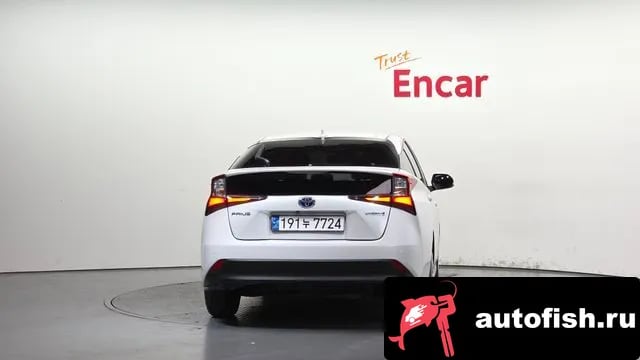 Toyota Prius Prius 4th Generation 2022 года - вид 4