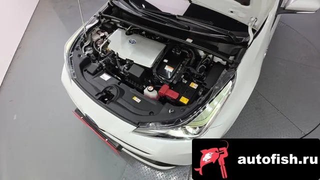 Toyota Prius Prius 4th Generation 2022 года - вид 6