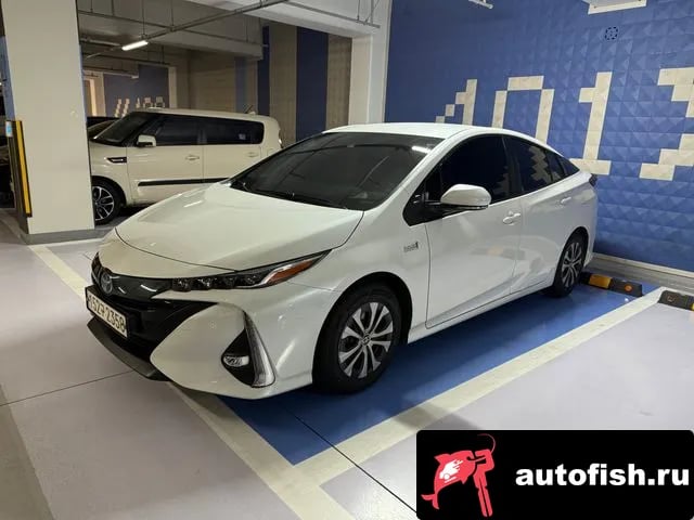 Toyota Prius Prius Prime 2022 года - вид 2