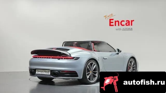Porsche 911 911 (992) 2020 года - вид 2