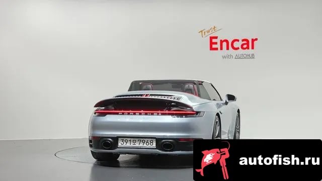 Porsche 911 911 (992) 2020 года - вид 4