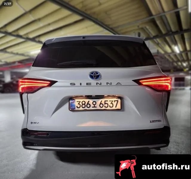 Toyota Sienna Siena 4th Generation 2025 года - вид 2