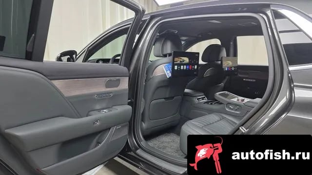 Genesis G90 G90 (RS4) 2025 года - похожие автомобили