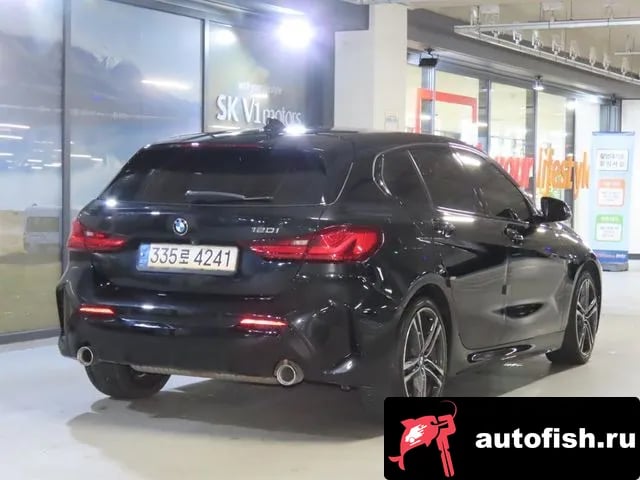 BMW 1-Series 1 Series (F40) 2022 года - вид 4