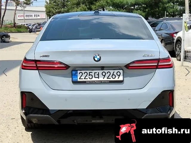 BMW 5-Series 5 Series (G60) 2025 года - вид 4