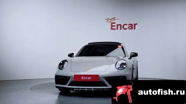 Porsche 911 911 (992) 2022 года - вид 3