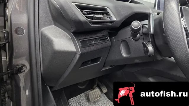 Peugeot 5008 5008 second generation 2020 года - похожие автомобили