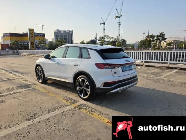 Audi Q4 e-tron Q4 e-Tron (F4) 2023 года - похожие автомобили