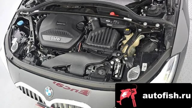 BMW 1-Series 1 Series (F40) 2020 года - вид 6