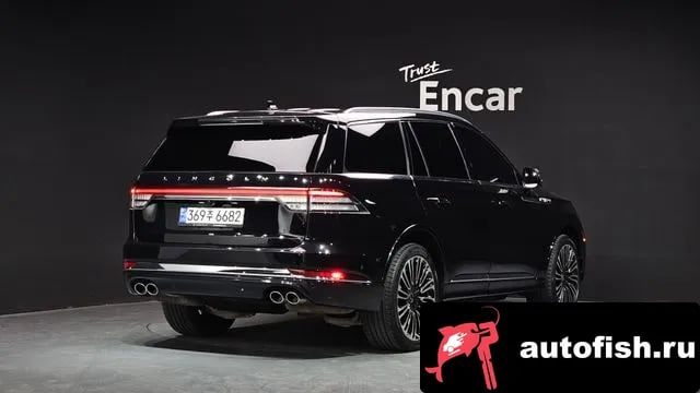 Lincoln Aviator Aviator 2nd generation 2022 года - вид 2