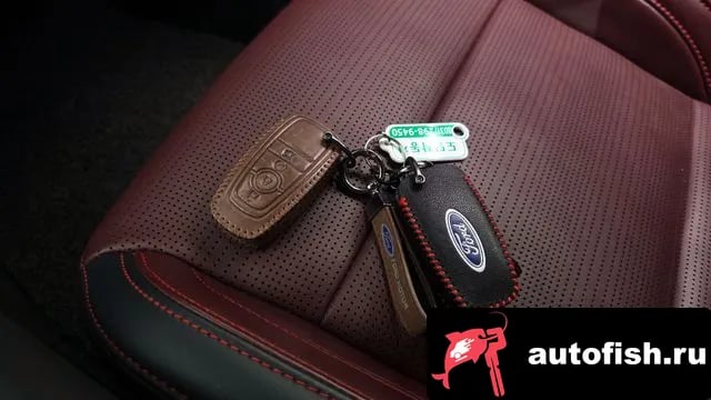 Ford Mustang Mustang 7th Generation 2025 года - похожие автомобили