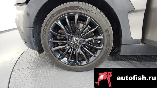 Mini Clubman Cooper S Clubman 2019 года - вид 5