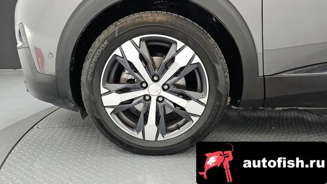 Peugeot 5008 5008 second generation 2019 года - вид 5