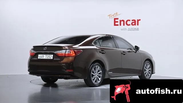 Lexus ES New ES300h 2018 года - вид 2