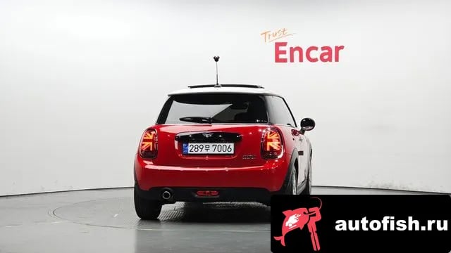 Mini Cooper Cooper 2021 года - вид 3