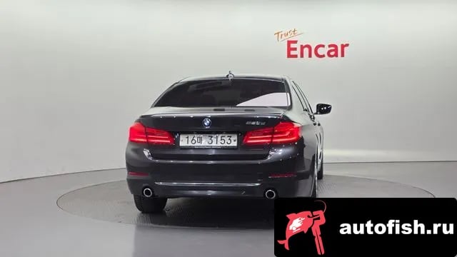 BMW 5-Series 5 Series (G30) 2018 года - вид 4