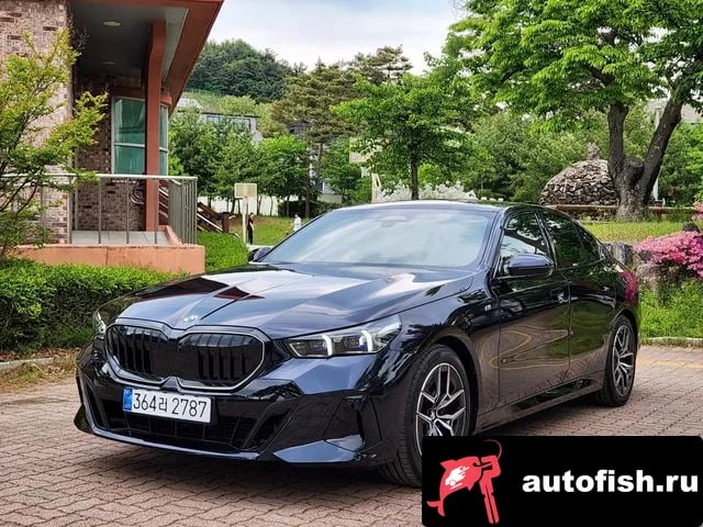 BMW 5-Series 5 Series (G60) 2025 года - похожие автомобили