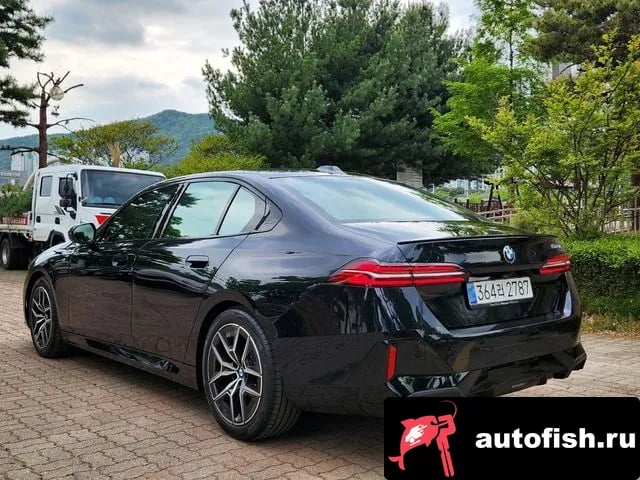 BMW 5-Series 5 Series (G60) 2025 года - вид 4