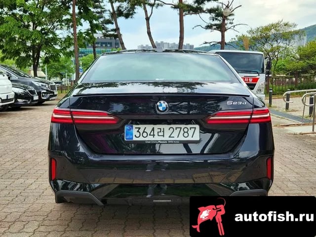 BMW 5-Series 5 Series (G60) 2025 года - вид 5