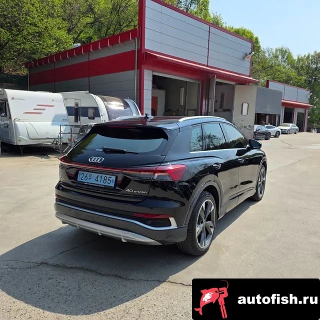 Audi Q4 e-tron Q4 e-Tron (F4) 2022 года - вид 6
