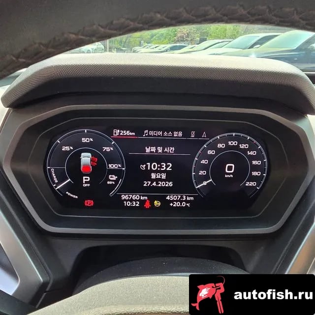 Audi Q4 e-tron Q4 e-Tron (F4) 2022 года - похожие автомобили