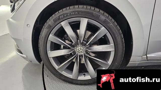 Volkswagen Arteon Atheon 2020 года - вид 5
