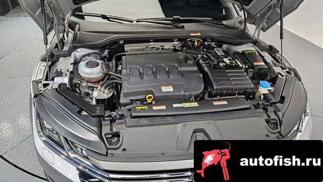 Volkswagen Arteon Atheon 2020 года - вид 6
