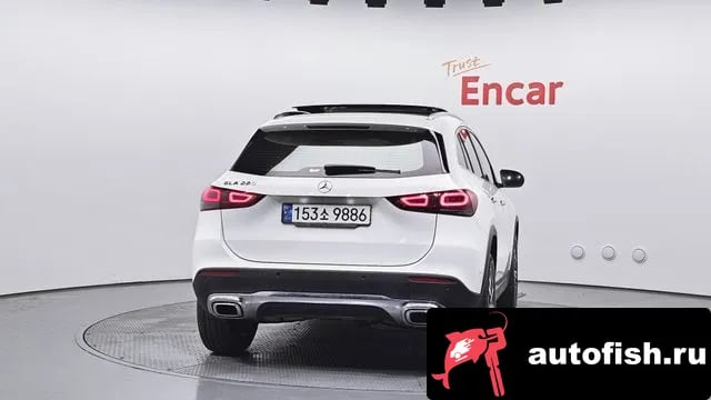 Mercedes-Benz GLA-Class GLA - Class H247 2021 года - вид 4