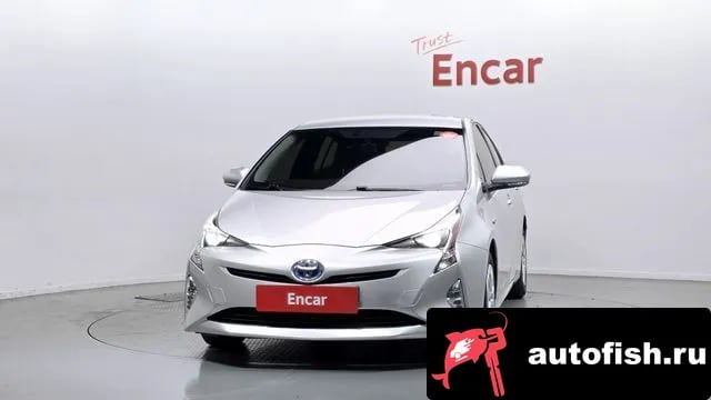 Toyota Prius Prius 4th Generation 2018 года - вид 3