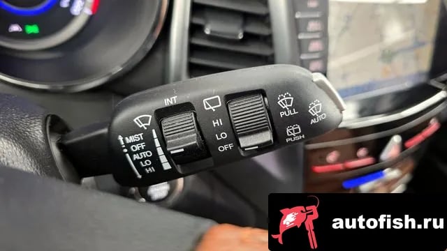 KG Mobility (Ssangyong) TIBOLI Tivoli Armor 2018 года - похожие автомобили