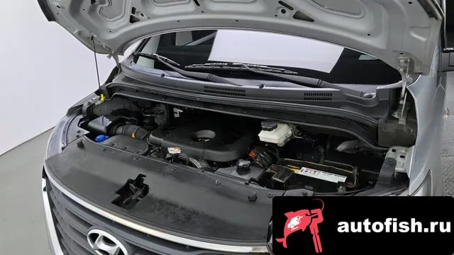 Hyundai Starex The New Grand Starex 2019 года - вид 6