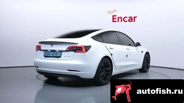 Tesla Model 3 Model 3 2021 года - вид 2