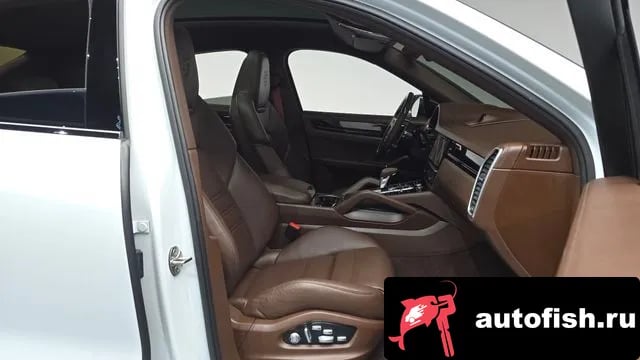Porsche Cayenne Cayenne (PO536) 2021 года - похожие автомобили