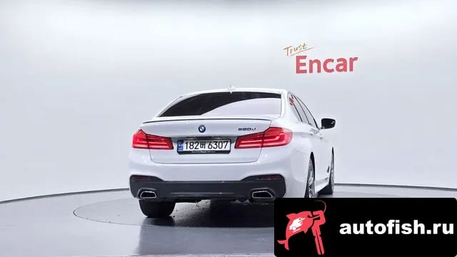 BMW 5-Series 5 Series (G30) 2019 года - вид 4