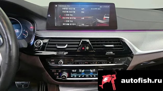 BMW 5-Series 5 Series (G30) 2019 года - похожие автомобили