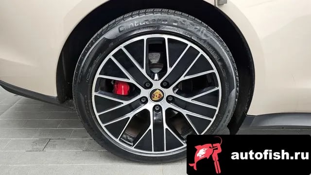Porsche Taycan Taikan 2022 года - вид 5