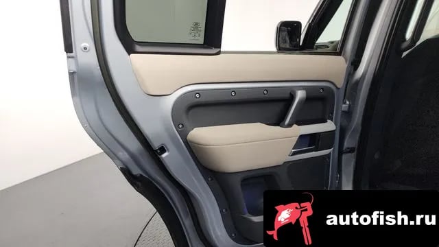 Land Rover Defender Bitdefender (L663) 2023 года - похожие автомобили