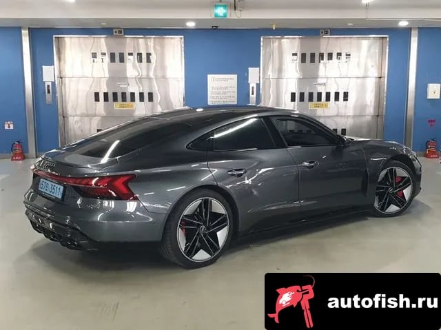 Audi RS e-tron GT RS e-Tron GT 2022 года - вид 2
