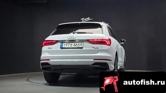 Audi Q3 Q3 (F3) 2022 года - вид 4