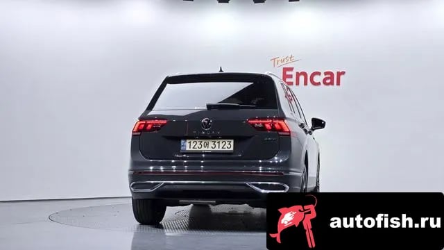Volkswagen Tiguan Tiguan second Generation 2021 года - вид 4
