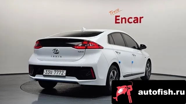 Hyundai Ioniq Ionic Hybrid 2018 года - вид 2