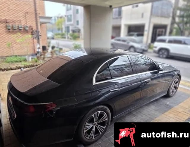Mercedes-Benz E-Class E-Class W214 2025 года - вид 2